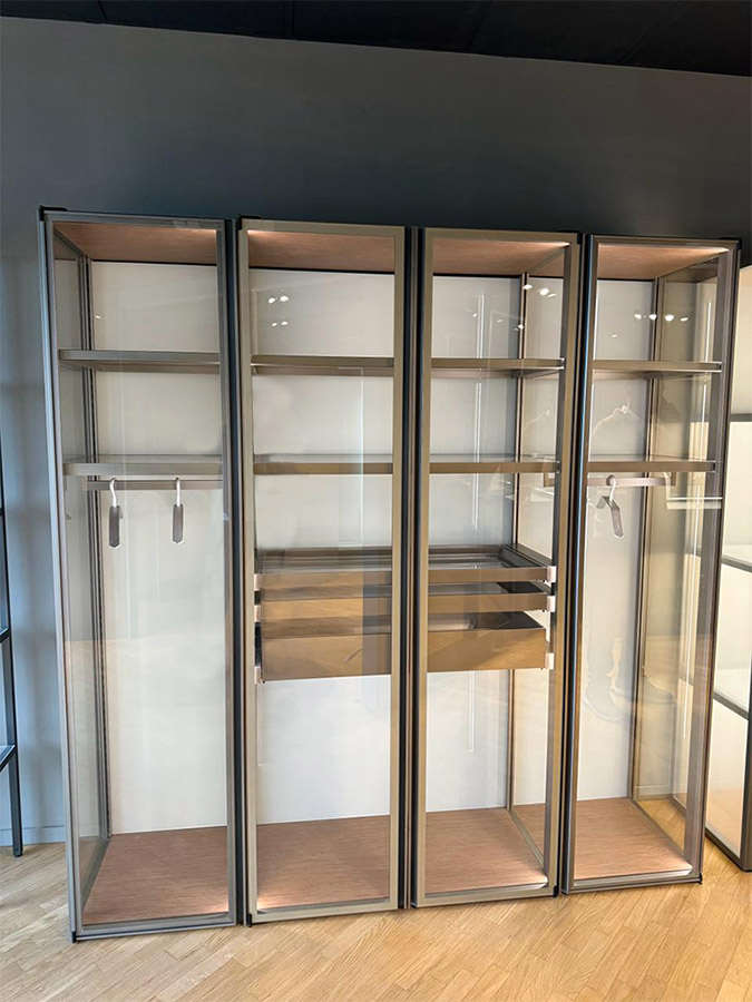 aluminum wardrobe